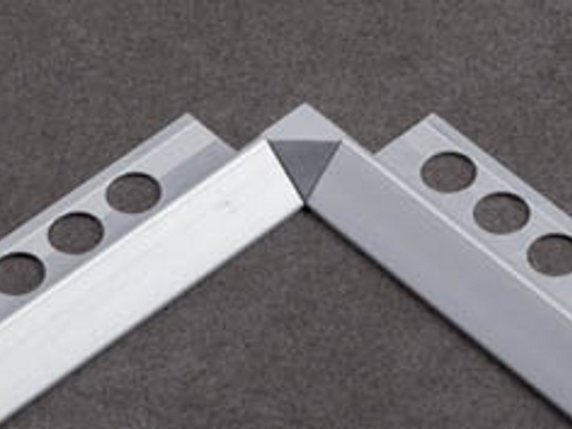 SISÄKULMAPALA 45 ASTEEN ULKOKULMALISTAAN ALUMIINI I-145A 10MM:PLATA CEPILLADO/HOPEA HARJATTU